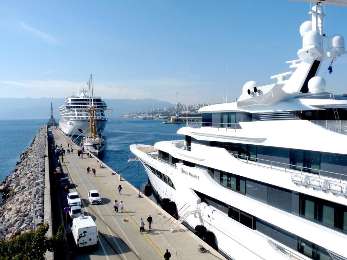 Center Vibes Lux Leilighet Rijeka Eksteriør bilde